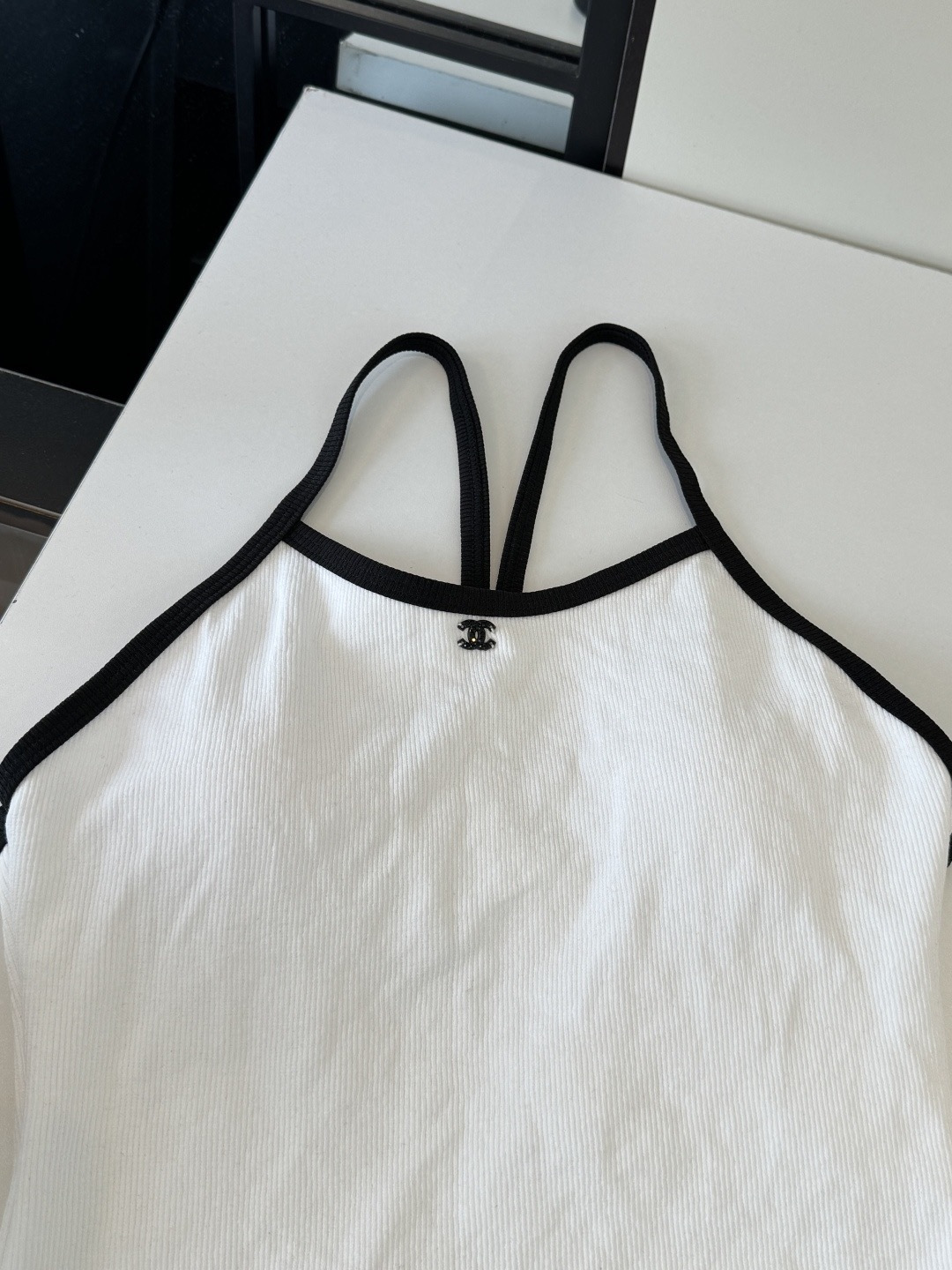 。Chanel香奈儿连体泳衣👙比基尼，S M L XL