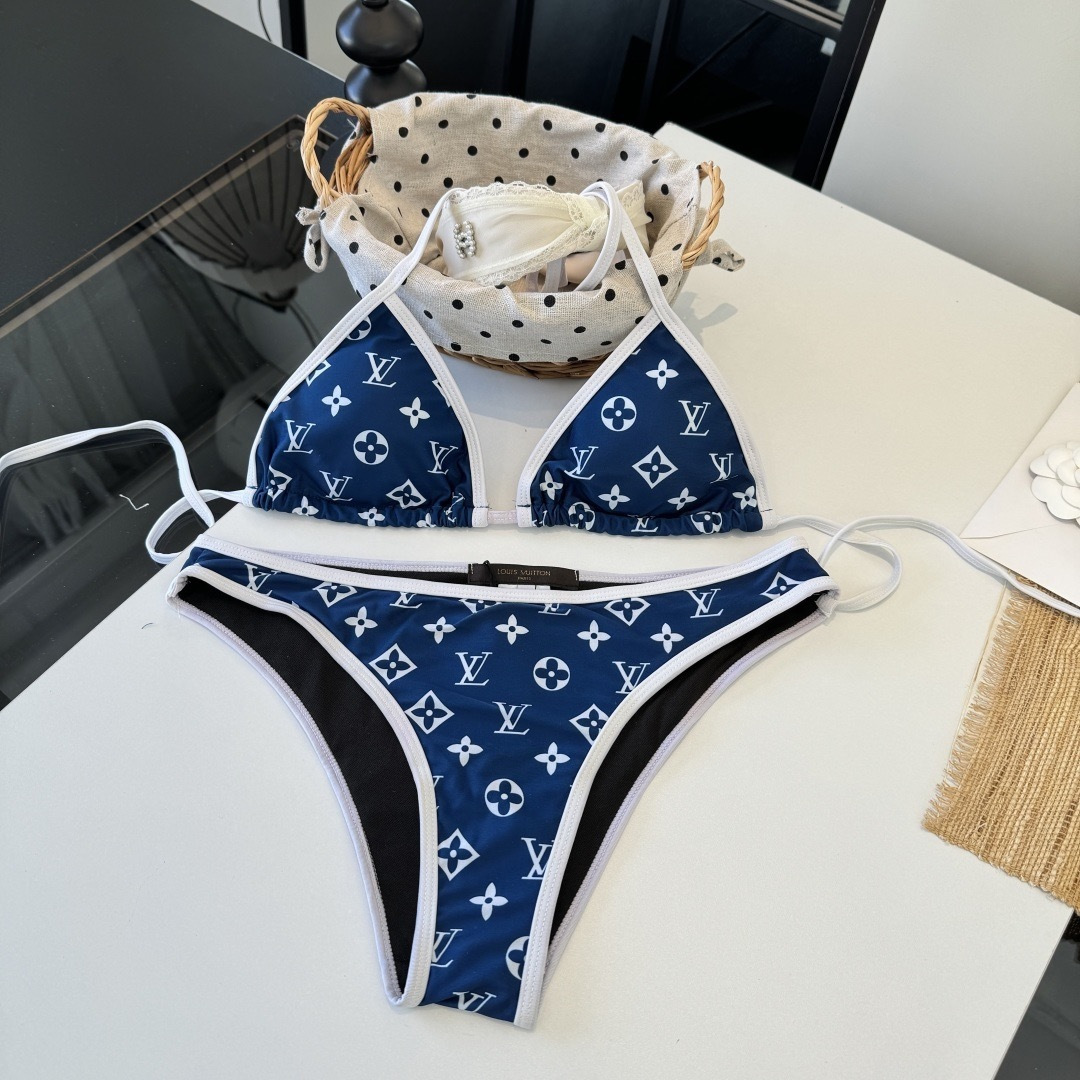 。LV路易威登 比基尼👙 上身超级棒！同步各大专柜发售，自然而然呈现时尚感！十分减龄，具有年轻活力。 码