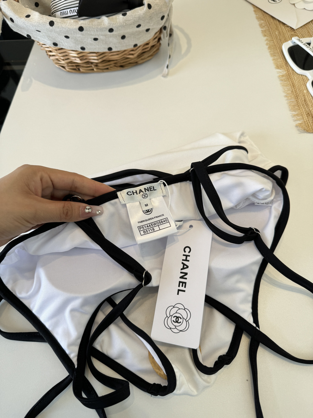 。Chanel香奈儿新款连体比基尼泳衣S M L XL