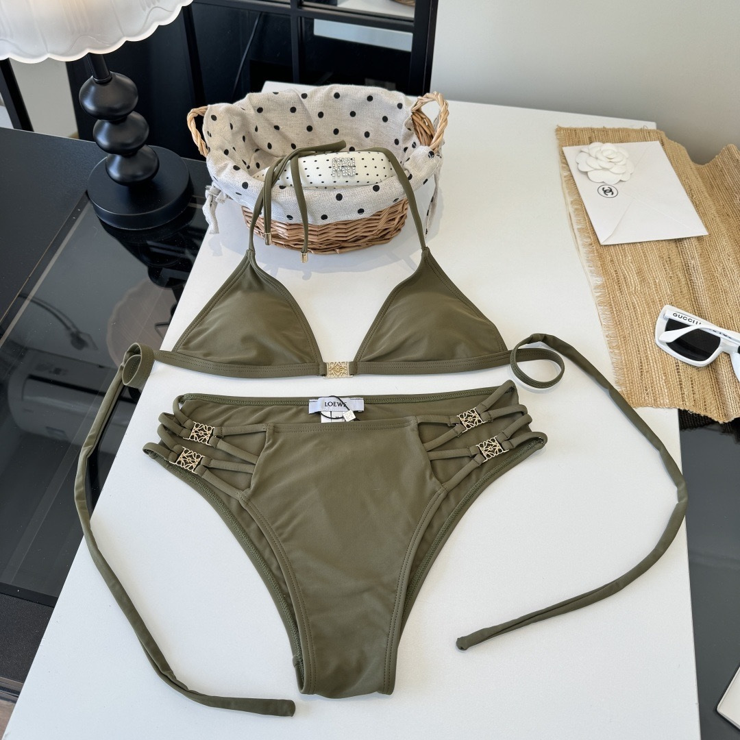。罗意威LOEWE新款分体比基尼泳衣👙❤️😍🥰适合多种场景的游泳衣🏊‍♀️海边 游泳池 温泉 水上乐园 