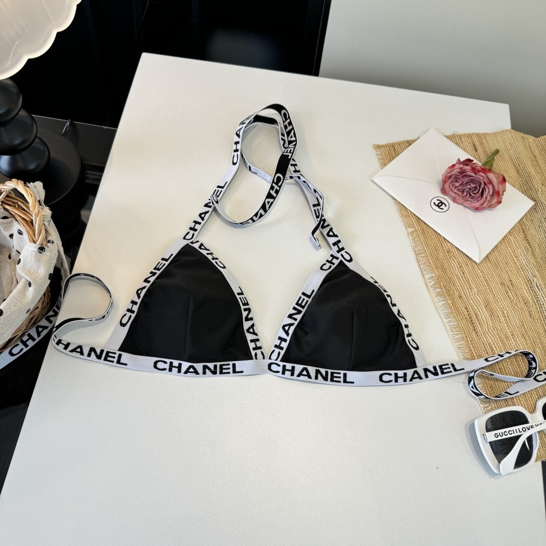 。Chanel香奈儿新款分体比基尼泳衣S M L XL