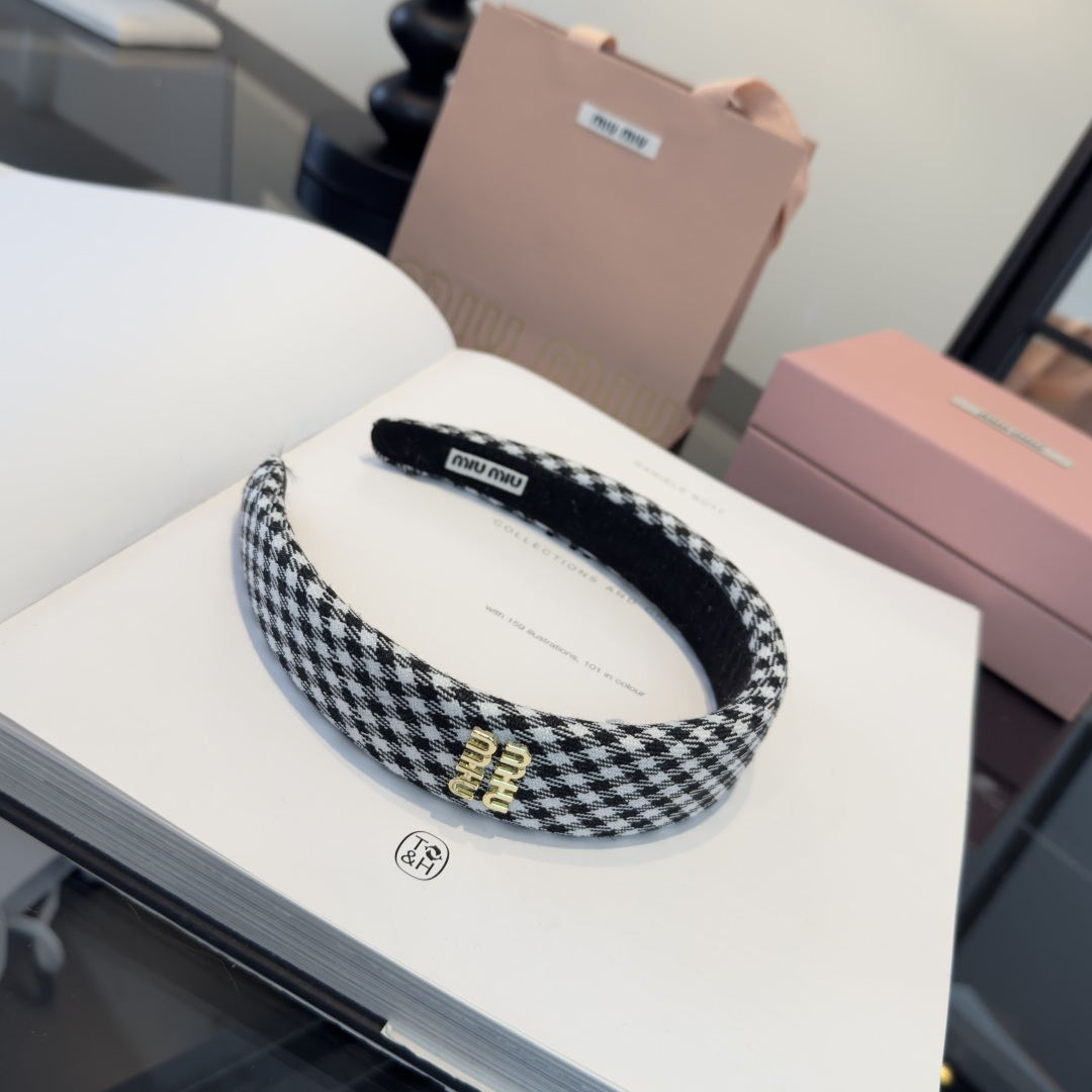NO:770642,Miumiu miumiu new hairband hairpins, hairpins, miumiu, hairpins19860909缪缪miumiu新款发箍发夹,发夹,miumiu,hairpins,accessory