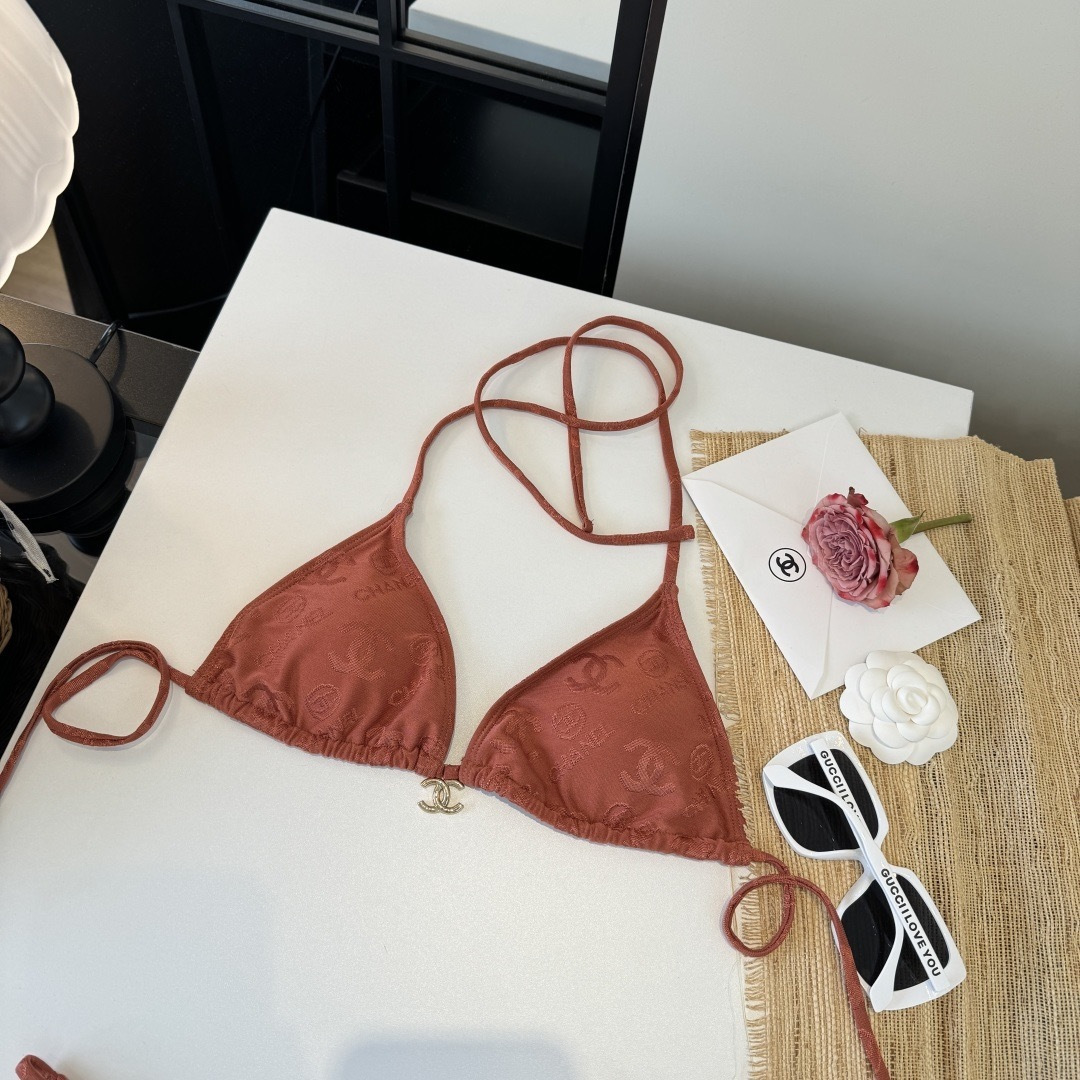 。Chanel香奈儿新款分体比基尼泳衣S M L XL