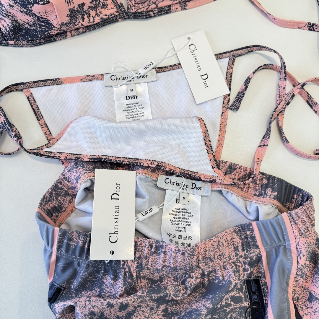 。Dior迪奥官方新款分体三件套 泳衣比基尼，S M L XL