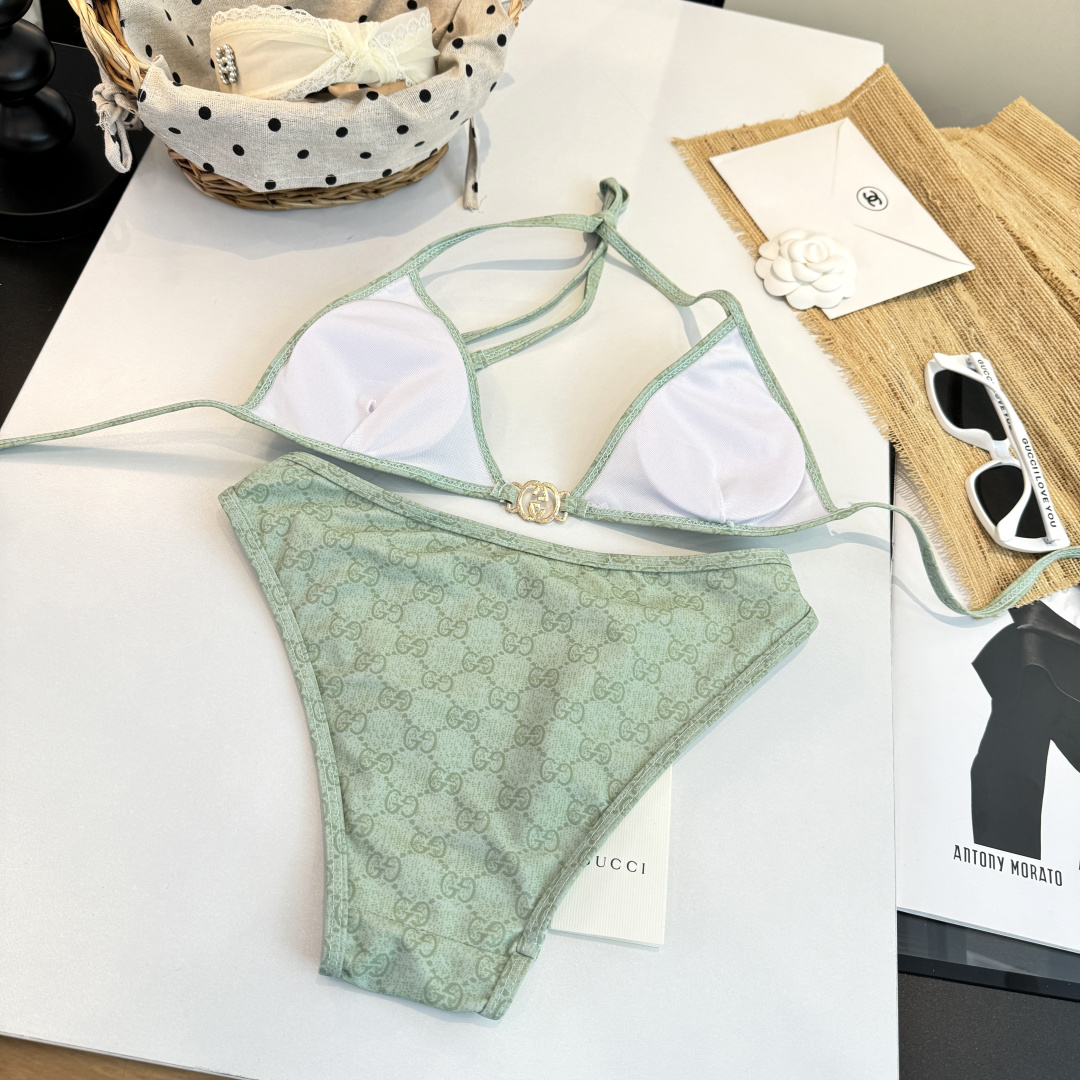 。Gucci古奇比基尼👙 上身超级棒！同步各大专柜发售，自然而然呈现时尚感！十分减龄，具有年轻活力。 码