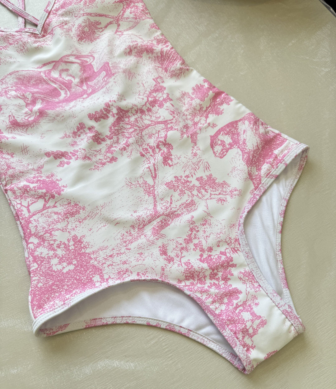 。Dior迪奥官方新款连体泳衣比基尼，S M L XL