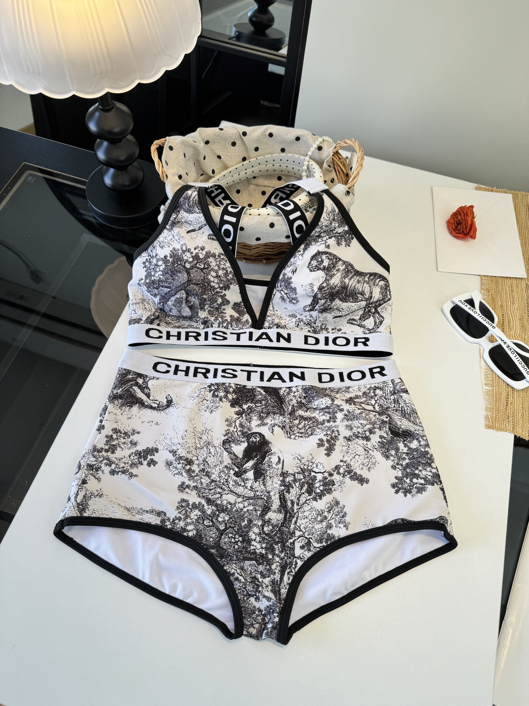 。Dior迪奥官方新款分体泳衣比基尼，S M L XL