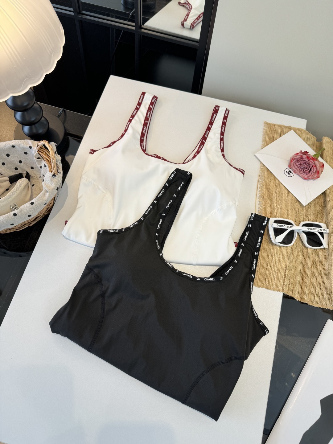 。Chanel香奈儿新款连体泳衣S M L XL