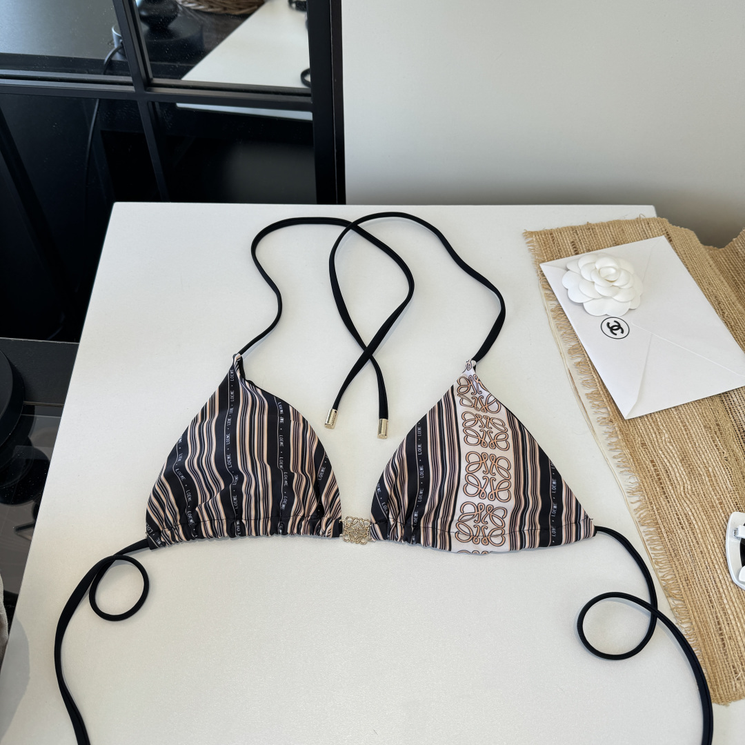 。罗意威LOEWE新款分体比基尼泳衣👙❤️😍🥰适合多种场景的游泳衣🏊‍♀️海边 游泳池 温泉 水上乐园 