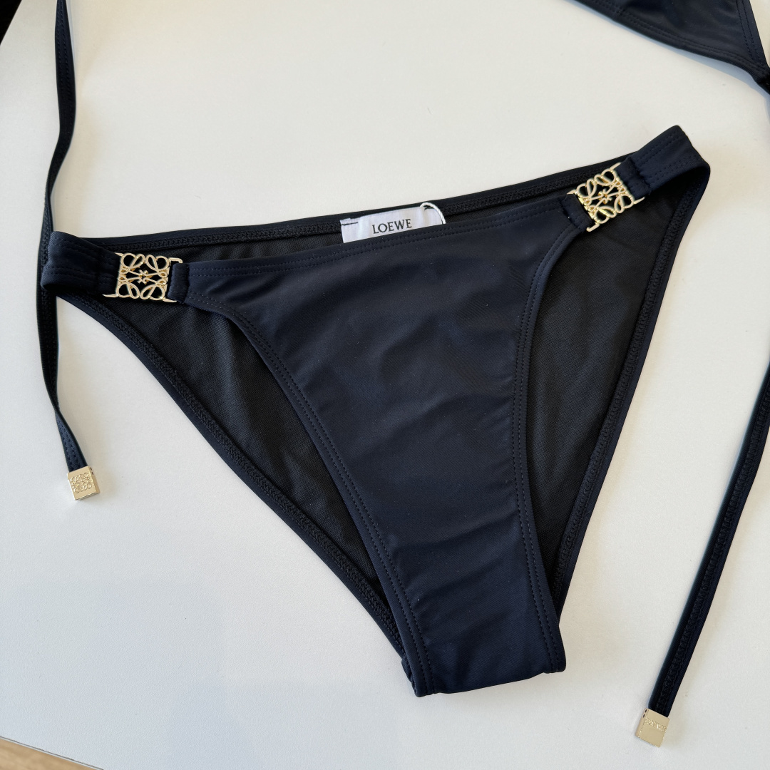 。罗意威LOEWE新款分体比基尼泳衣👙❤️😍🥰适合多种场景的游泳衣🏊‍♀️海边 游泳池 温泉 水上乐园 