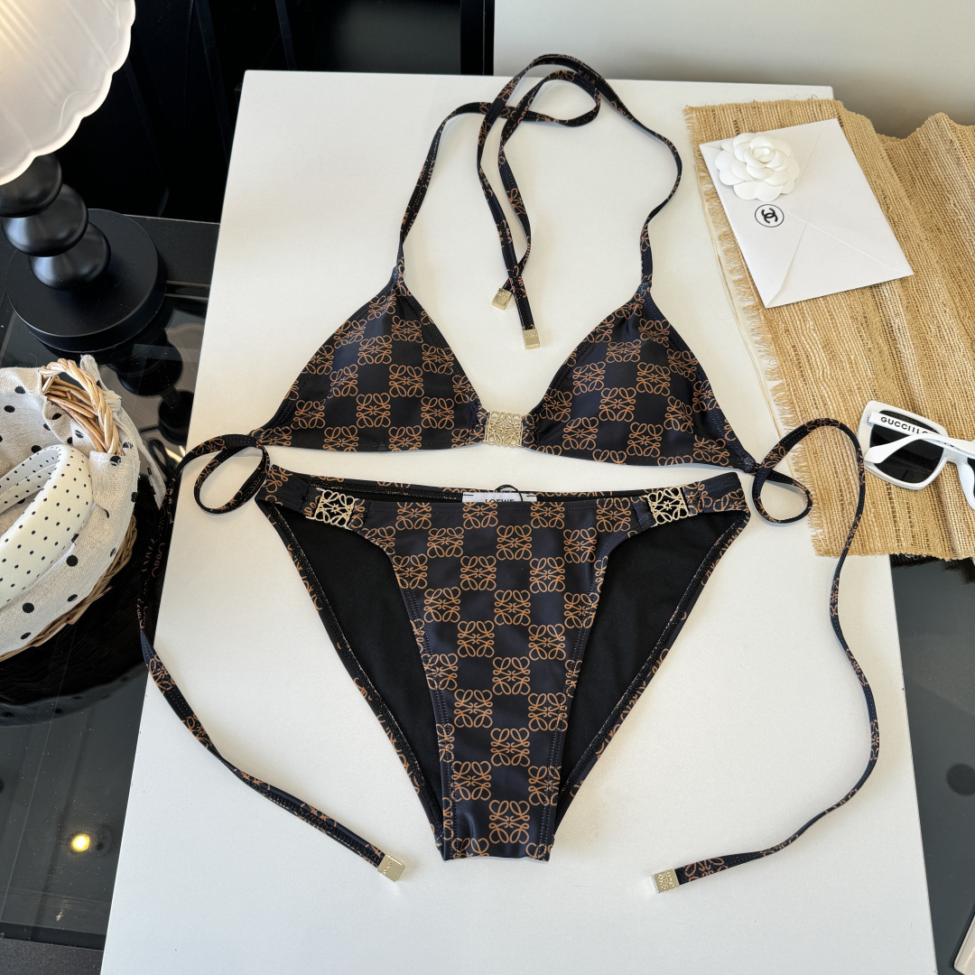 。罗意威LOEWE新款分体比基尼泳衣👙❤️😍🥰适合多种场景的游泳衣🏊‍♀️海边 游泳池 温泉 水上乐园 