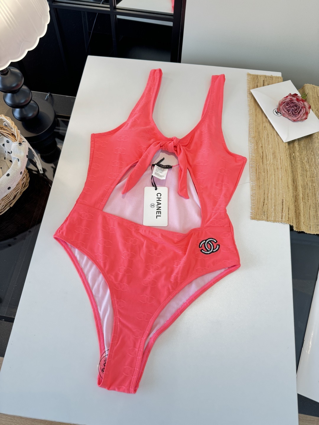 。Chanel香奈儿新款连体泳衣S M L XL