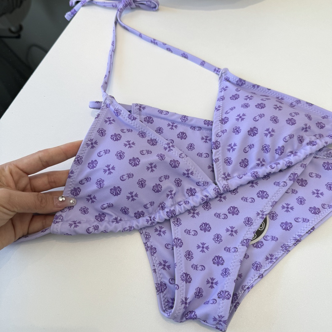 。克罗心新款分体泳衣👙❤️😍🥰适合多种场景的游泳衣🏊‍♀️海边 游泳池 温泉 水上乐园 漂流都可以😌内搭