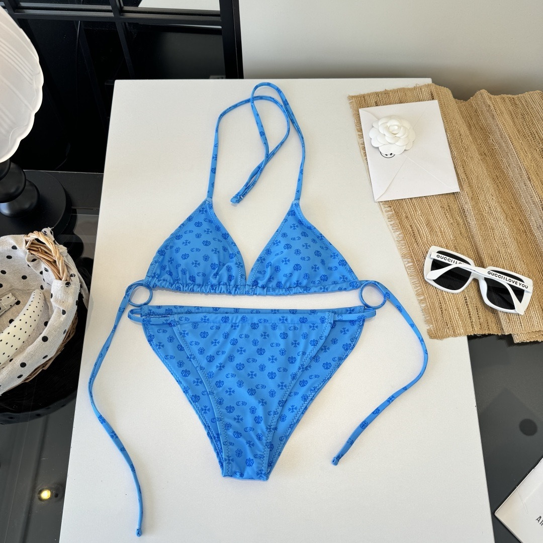。克罗心新款分体泳衣👙❤️😍🥰适合多种场景的游泳衣🏊‍♀️海边 游泳池 温泉 水上乐园 漂流都可以😌内搭