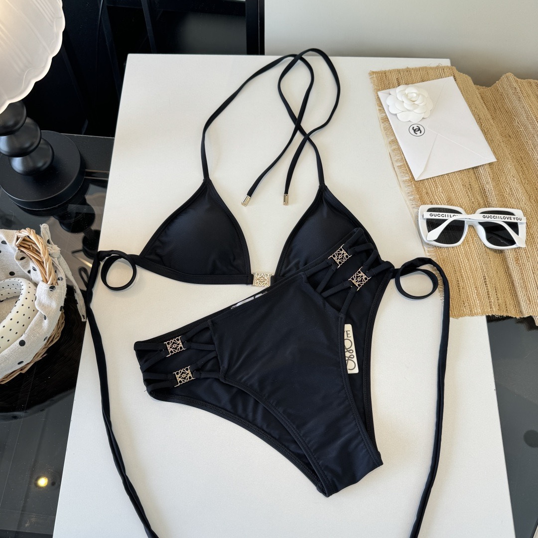 。罗意威LOEWE新款分体比基尼泳衣👙❤️😍🥰适合多种场景的游泳衣🏊‍♀️海边 游泳池 温泉 水上乐园 