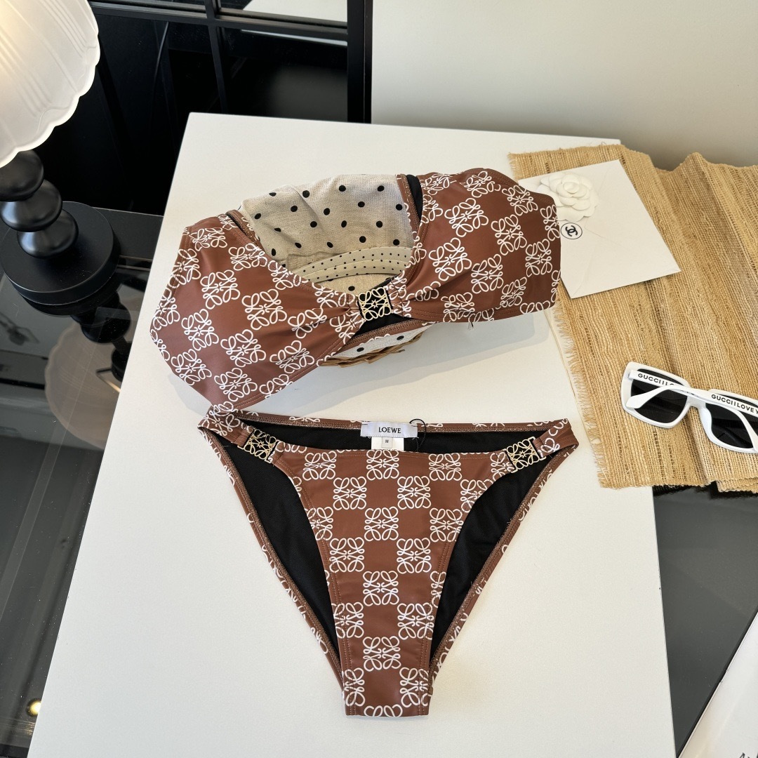 。罗意威LOEWE新款分体比基尼泳衣👙❤️😍🥰适合多种场景的游泳衣🏊‍♀️海边 游泳池 温泉 水上乐园 