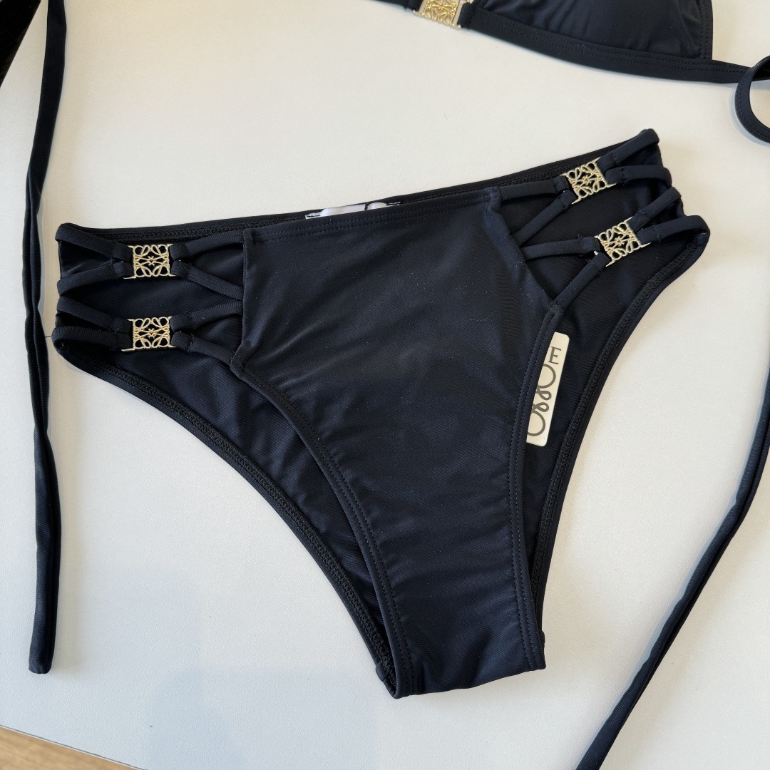 。罗意威LOEWE新款分体比基尼泳衣👙❤️😍🥰适合多种场景的游泳衣🏊‍♀️海边 游泳池 温泉 水上乐园 