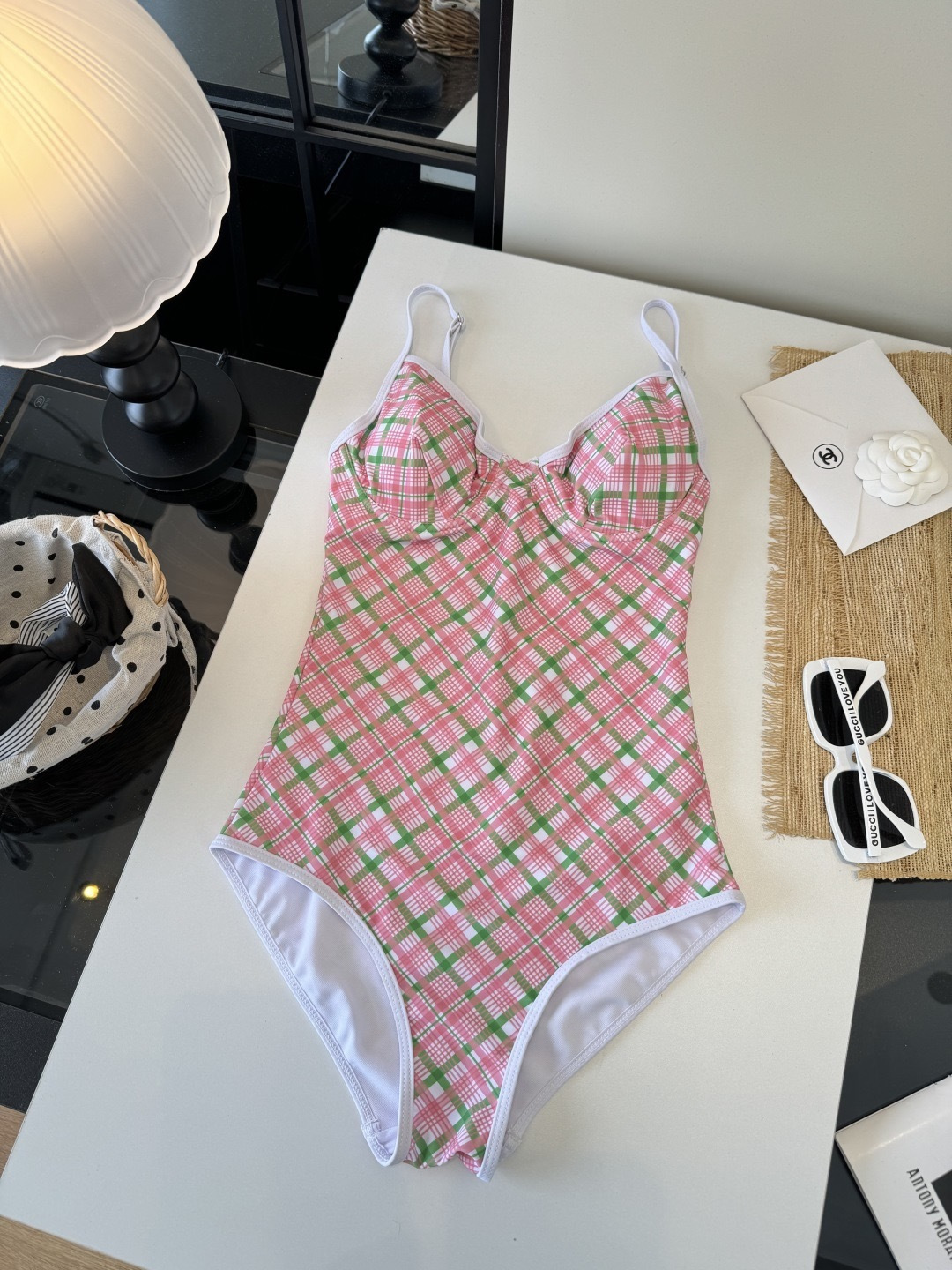 。Burberry巴宝莉格子连体泳衣比基尼👙S M L XL