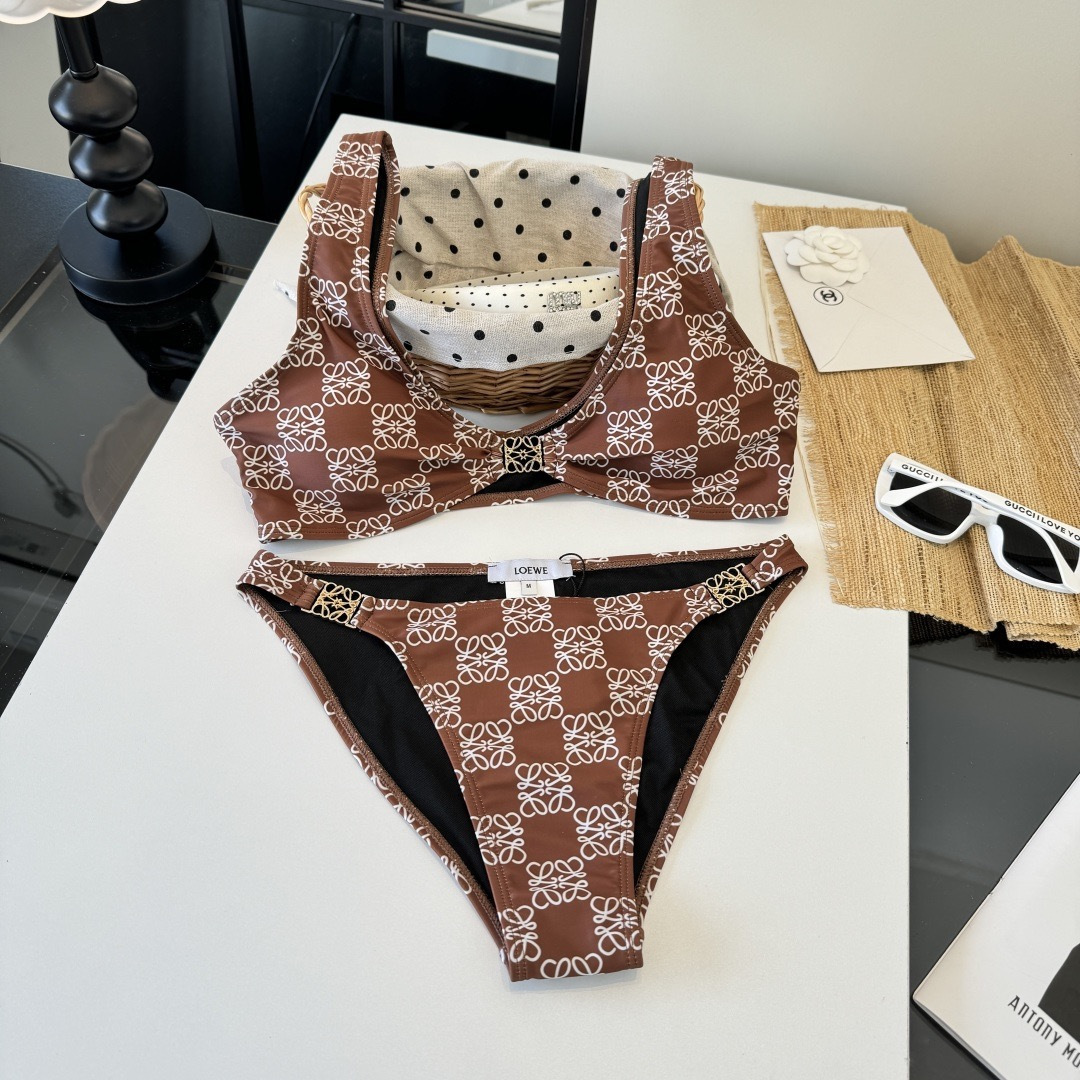 。罗意威LOEWE新款分体比基尼泳衣👙❤️😍🥰适合多种场景的游泳衣🏊‍♀️海边 游泳池 温泉 水上乐园 