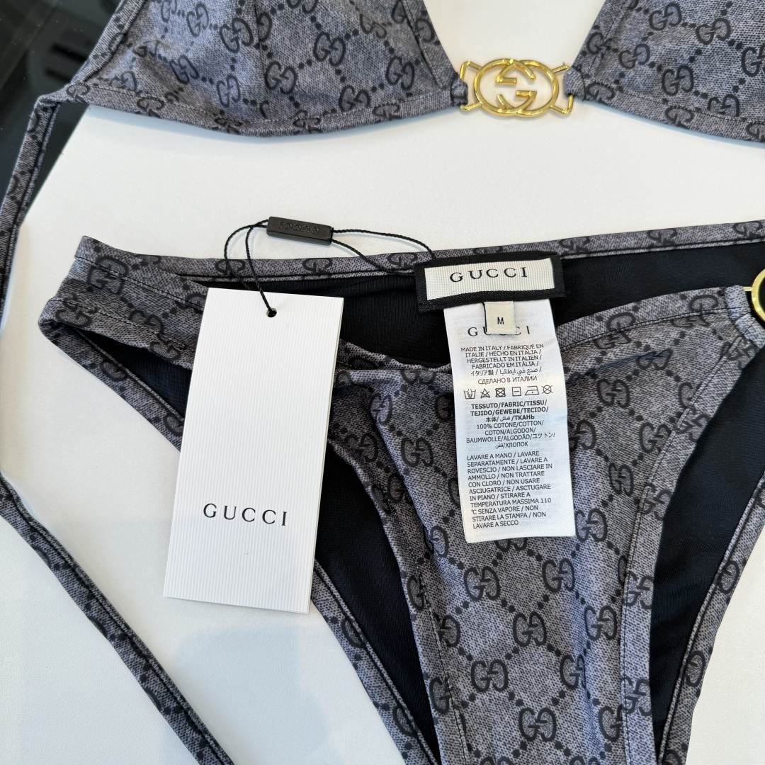 。Gucci古奇比基尼👙 上身超级棒！同步各大专柜发售，自然而然呈现时尚感！十分减龄，具有年轻活力。 码