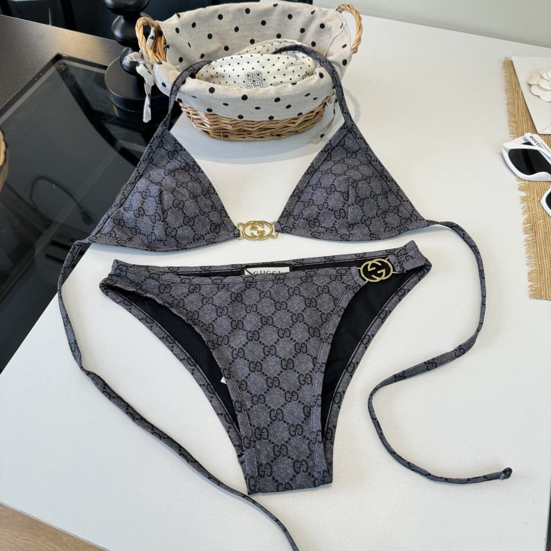 。Gucci古奇比基尼👙 上身超级棒！同步各大专柜发售，自然而然呈现时尚感！十分减龄，具有年轻活力。 码