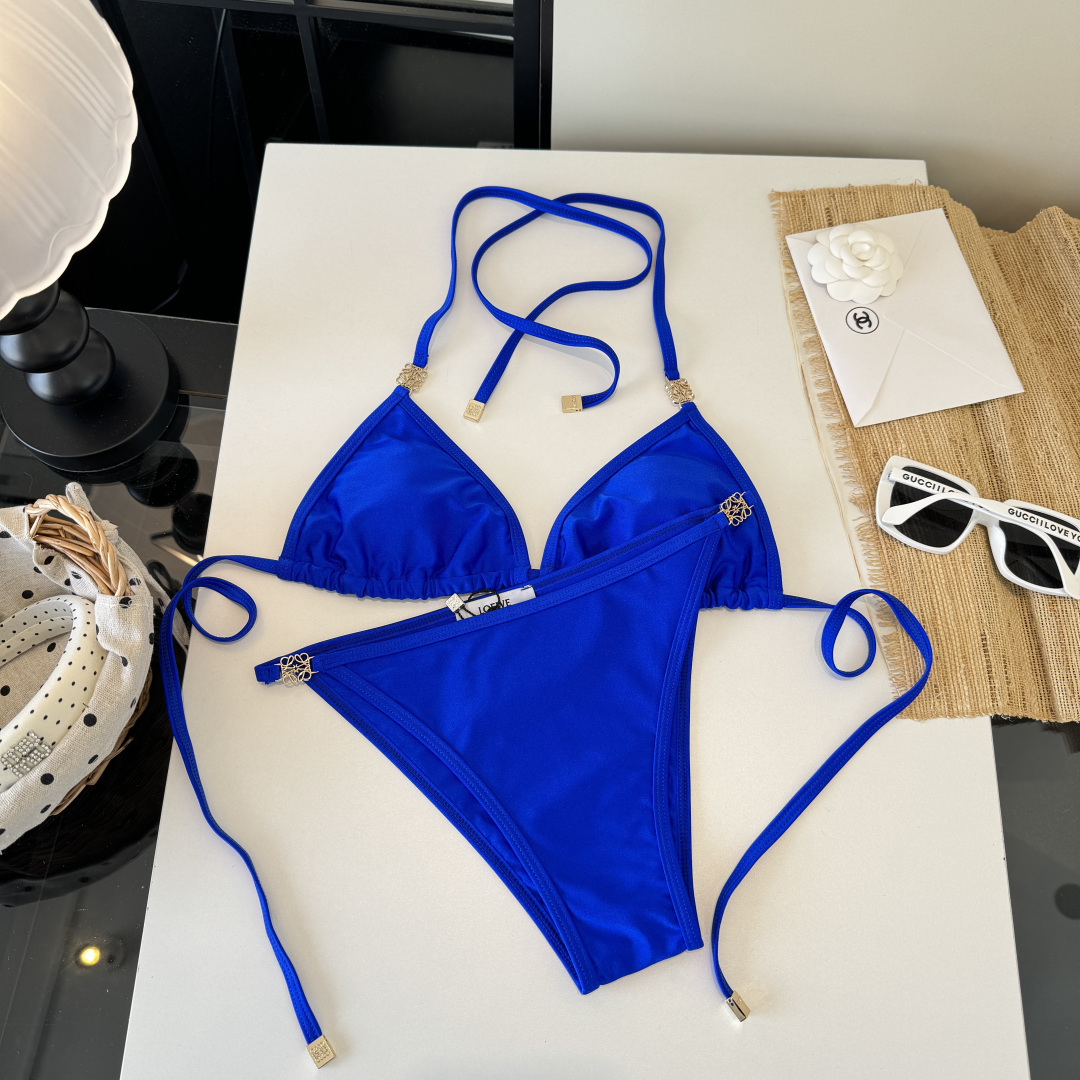 。罗意威LOEWE新款分体比基尼泳衣👙❤️😍🥰适合多种场景的游泳衣🏊‍♀️海边 游泳池 温泉 水上乐园 