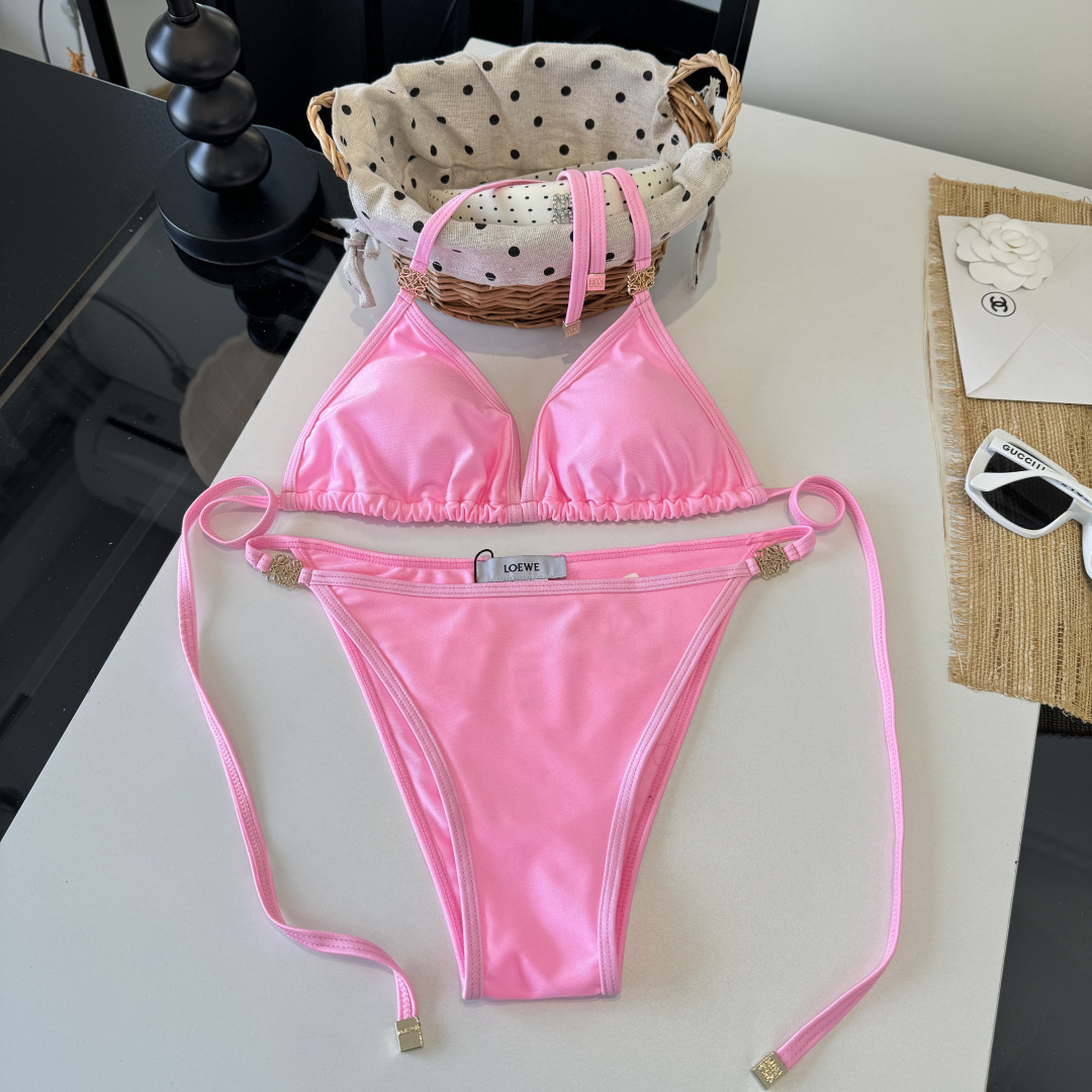 。罗意威LOEWE新款分体比基尼泳衣👙❤️😍🥰适合多种场景的游泳衣🏊‍♀️海边 游泳池 温泉 水上乐园 