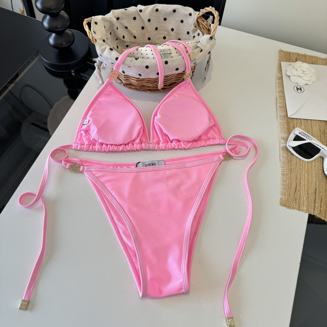 。罗意威LOEWE新款分体比基尼泳衣👙❤️😍🥰适合多种场景的游泳衣🏊‍♀️海边 游泳池 温泉 水上乐园 