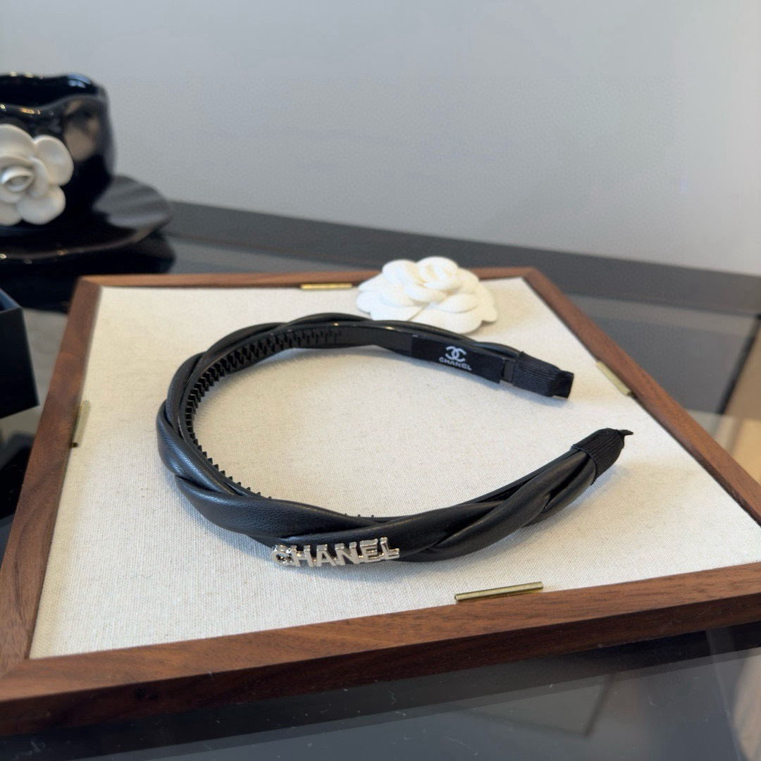 NO:813982,Chanel Chanel new hairband hairpins, hairpins, chanel, chanel, hairpins19860909Chanel香奈儿新款发箍发夹,发夹,chanel,chanel,hairpins,accessory