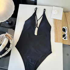 🌾范思哲连体比基尼👙泳衣 😍🥰适合多种场景的游泳衣🏊♀️海边 游泳池 温泉 水上乐园 漂流都可以😌内 🌾范思哲连体比基尼👙泳衣 😍🥰适合多种场景的游泳衣🏊♀️海边 游泳池 温泉 水上乐园 漂流都可以😌内