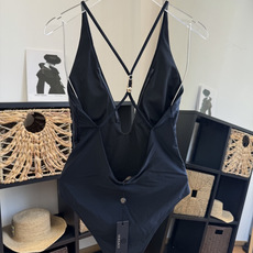 🌾范思哲连体比基尼👙泳衣 😍🥰适合多种场景的游泳衣🏊♀️海边 游泳池 温泉 水上乐园 漂流都可以😌内 🌾范思哲连体比基尼👙泳衣 😍🥰适合多种场景的游泳衣🏊♀️海边 游泳池 温泉 水上乐园 漂流都可以😌内