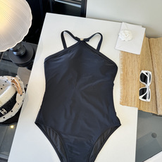 🌾范思哲连体比基尼👙泳衣 😍🥰适合多种场景的游泳衣🏊♀️海边 游泳池 温泉 水上乐园 漂流都可以😌内 🌾范思哲连体比基尼👙泳衣 😍🥰适合多种场景的游泳衣🏊♀️海边 游泳池 温泉 水上乐园 漂流都可以😌内