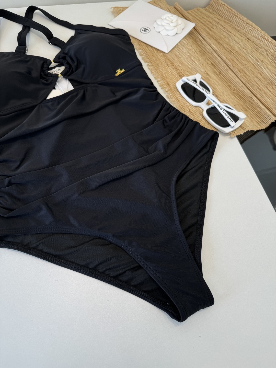 🌾Celine赛琳新款连体比基尼👙泳衣，S M L XL