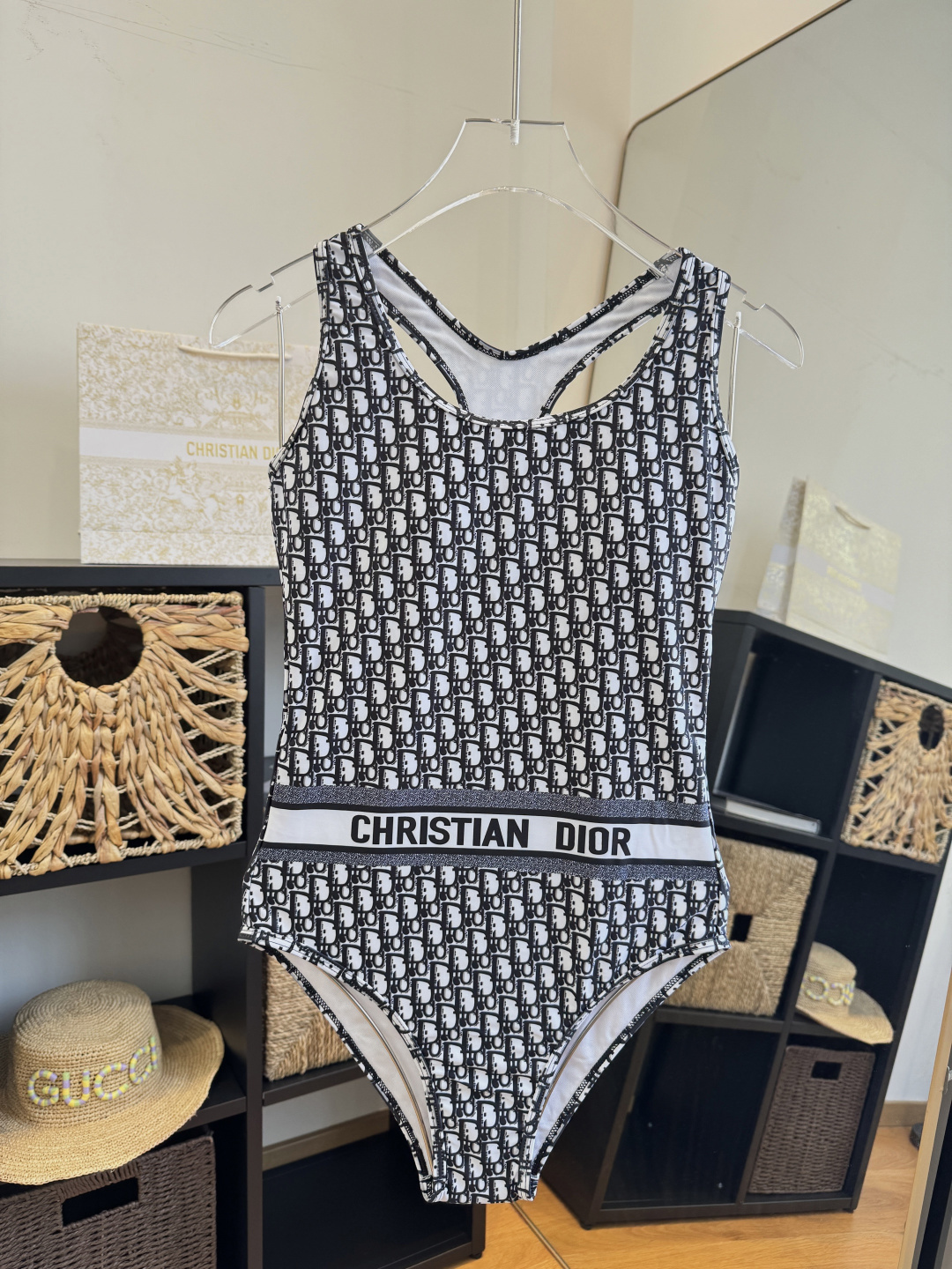 🌾Dior迪奥官方新款连体泳衣比基尼，S M L XL