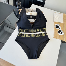 🌾范思哲分体比基尼👙泳衣 😍🥰适合多种场景的游泳衣🏊♀️海边 游泳池 温泉 水上乐园 漂流都可以😌内 🌾范思哲分体比基尼👙泳衣 😍🥰适合多种场景的游泳衣🏊♀️海边 游泳池 温泉 水上乐园 漂流都可以😌内
