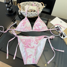 🌾Dior迪奥 新款比基尼泳衣👙❤️😍🥰适合多种场景的游泳衣🏊♀️海边 游泳池 温泉 水上乐园 漂流都 🌾Dior迪奥 新款比基尼泳衣👙❤️😍🥰适合多种场景的游泳衣🏊♀️海边 游泳池 温泉 水上乐园 漂流都