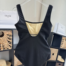 🌾Chanel 香奈儿连体泳衣 😍🥰适合多种场景的游泳衣🏊♀️海边 游泳池 温泉 水上乐园 漂流都可以 🌾Chanel 香奈儿连体泳衣 😍🥰适合多种场景的游泳衣🏊♀️海边 游泳池 温泉 水上乐园 漂流都可以