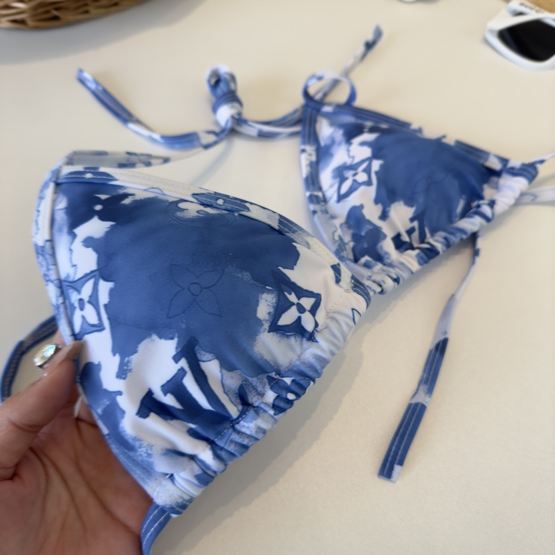 🌾LV路易威登比基尼👙❤️😍🥰适合多种场景的游泳衣🏊‍♀️海边 游泳池 温泉 水上乐园 漂流都可以😌内搭
