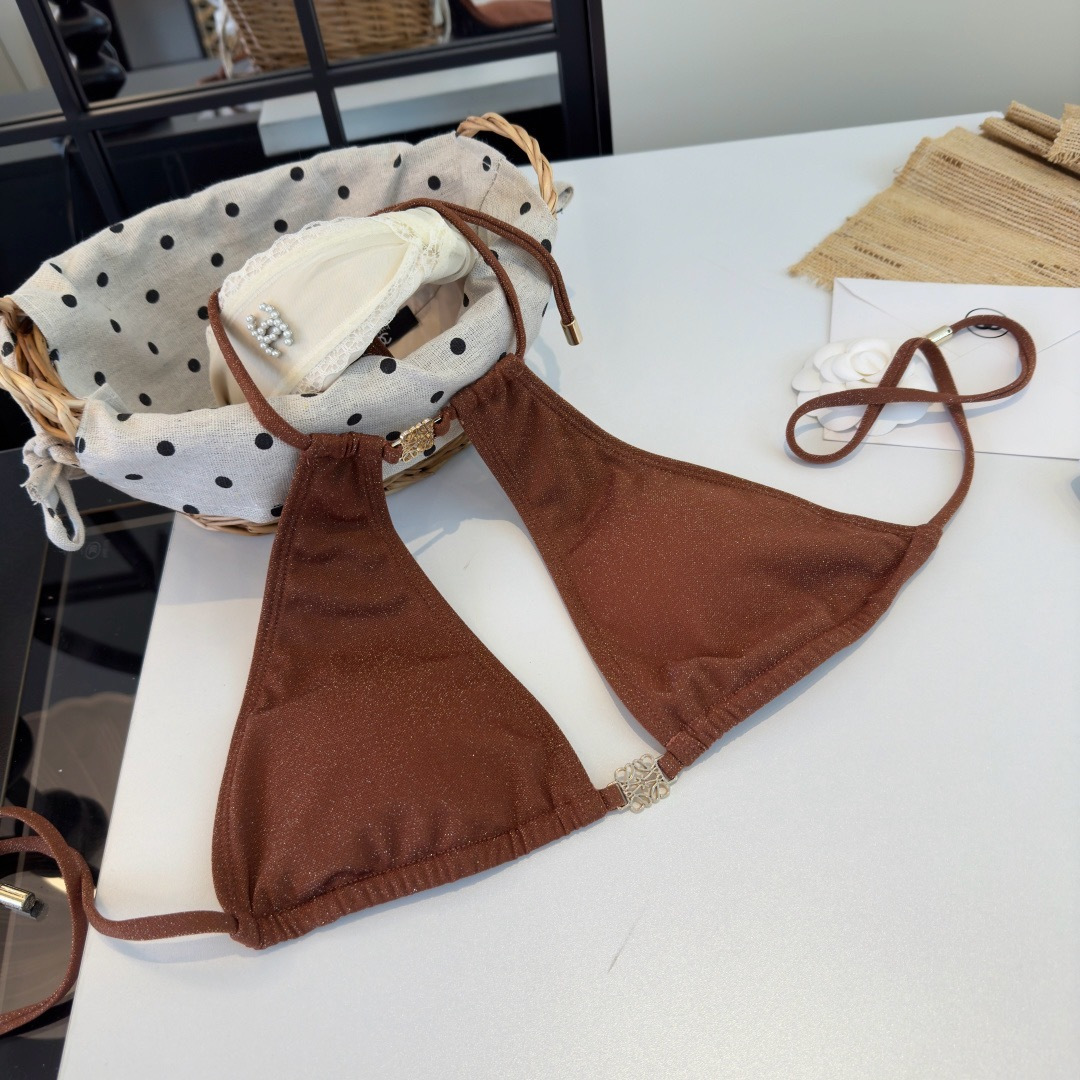 🌾罗意威LOEWE新款比基尼泳衣👙❤️😍🥰适合多种场景的游泳衣🏊‍♀️海边 游泳池 温泉 水上乐园 漂流