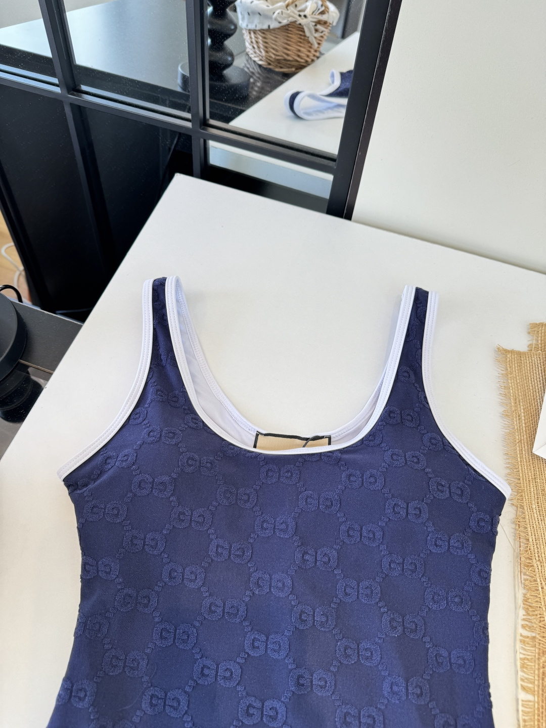 🌾Gucci古奇连体泳衣👙 上身超级棒！同步各大专柜发售，自然而然呈现时尚感！十分减龄，具有年轻活力。 
