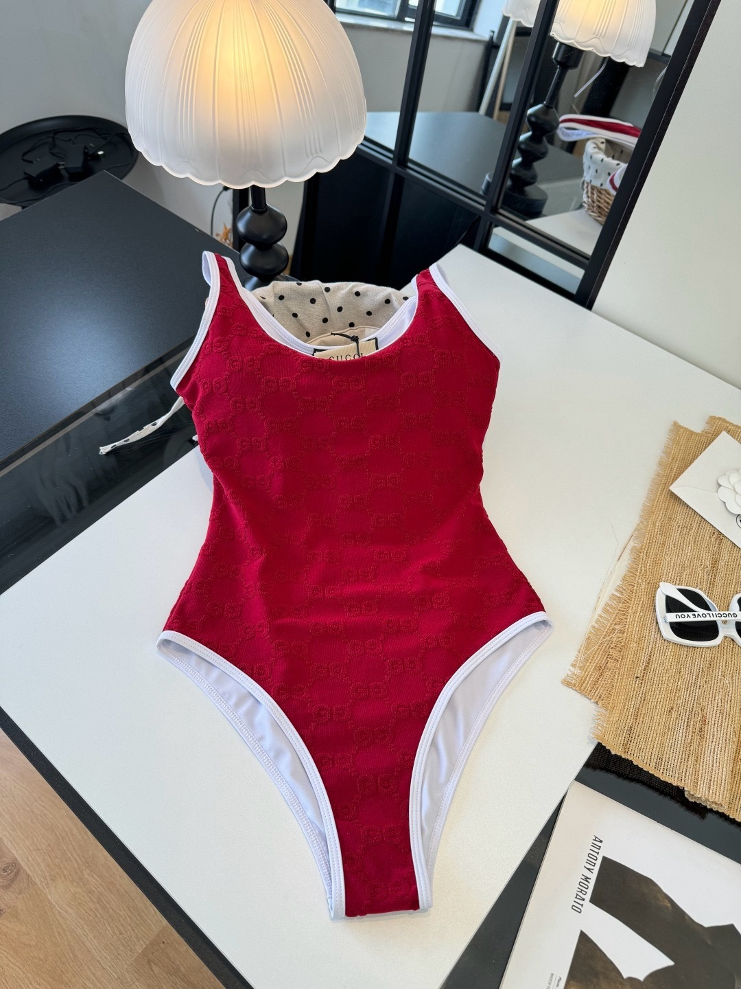 🌾Gucci古奇连体泳衣👙 上身超级棒！同步各大专柜发售，自然而然呈现时尚感！十分减龄，具有年轻活力。 