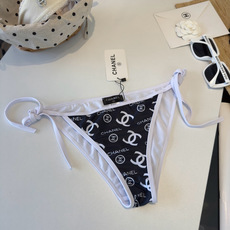 🌾Chanel香奈儿比基尼👙❤️😍🥰适合多种场景的游泳衣🏊♀️海边 游泳池 温泉 水上乐园 漂流都可以 🌾Chanel香奈儿比基尼👙❤️😍🥰适合多种场景的游泳衣🏊♀️海边 游泳池 温泉 水上乐园 漂流都可以