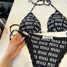 🌾miumiu缪缪新款分体比基尼泳衣👙❤️😍🥰适合多种场景的游泳衣🏊♀️海边 游泳池 温泉 水上乐园 🌾miumiu缪缪新款分体比基尼泳衣👙❤️😍🥰适合多种场景的游泳衣🏊♀️海边 游泳池 温泉 水上乐园