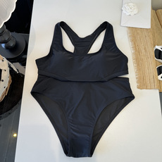 🌾范思哲连体比基尼👙泳衣 😍🥰适合多种场景的游泳衣🏊♀️海边 游泳池 温泉 水上乐园 漂流都可以😌内 🌾范思哲连体比基尼👙泳衣 😍🥰适合多种场景的游泳衣🏊♀️海边 游泳池 温泉 水上乐园 漂流都可以😌内