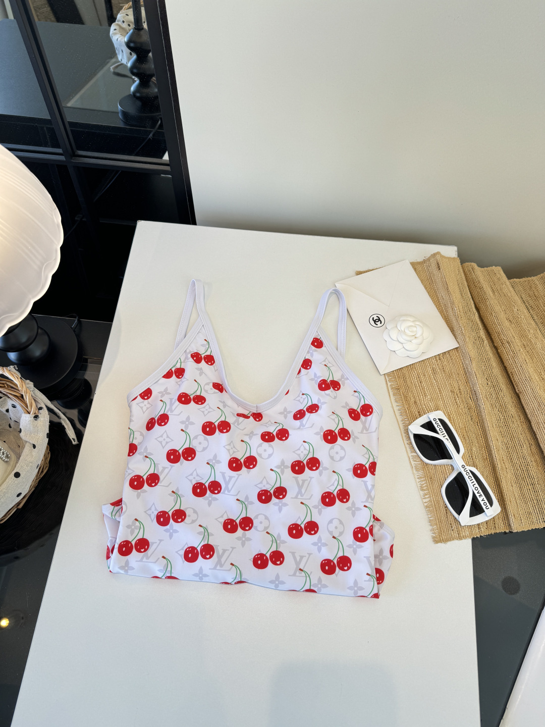 🌾LV路易威登连体泳衣🩱👙新款面料，S M L XL