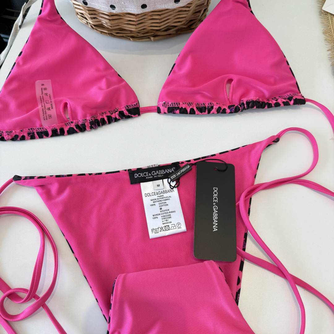 🌾D&G杜嘉班纳 豹纹分体比基尼👙泳衣  😍🥰适合多种场景的游泳衣🏊‍♀️海边 游泳池 温泉 水上乐园 