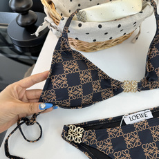 🌾罗意威LOEWE新款分体比基尼泳衣👙❤️😍🥰适合多种场景的游泳衣🏊♀️海边 游泳池 温泉 水上乐园 🌾罗意威LOEWE新款分体比基尼泳衣👙❤️😍🥰适合多种场景的游泳衣🏊♀️海边 游泳池 温泉 水上乐园