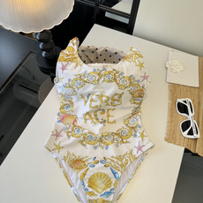 🌾范思哲连体比基尼👙泳衣 😍🥰适合多种场景的游泳衣🏊♀️海边 游泳池 温泉 水上乐园 漂流都可以😌内 🌾范思哲连体比基尼👙泳衣 😍🥰适合多种场景的游泳衣🏊♀️海边 游泳池 温泉 水上乐园 漂流都可以😌内