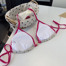 🌾华伦天奴 VALENTINO新款比基尼泳衣👙❤️😍🥰适合多种场景的游泳衣🏊♀️海边 游泳池 温泉 水 🌾华伦天奴 VALENTINO新款比基尼泳衣👙❤️😍🥰适合多种场景的游泳衣🏊♀️海边 游泳池 温泉 水