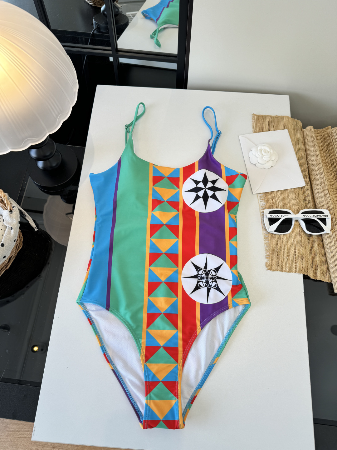 🌾罗意威LOEWE新款连体比基尼泳衣👙❤️😍🥰适合多种场景的游泳衣🏊‍♀️海边 游泳池 温泉 水上乐园 
